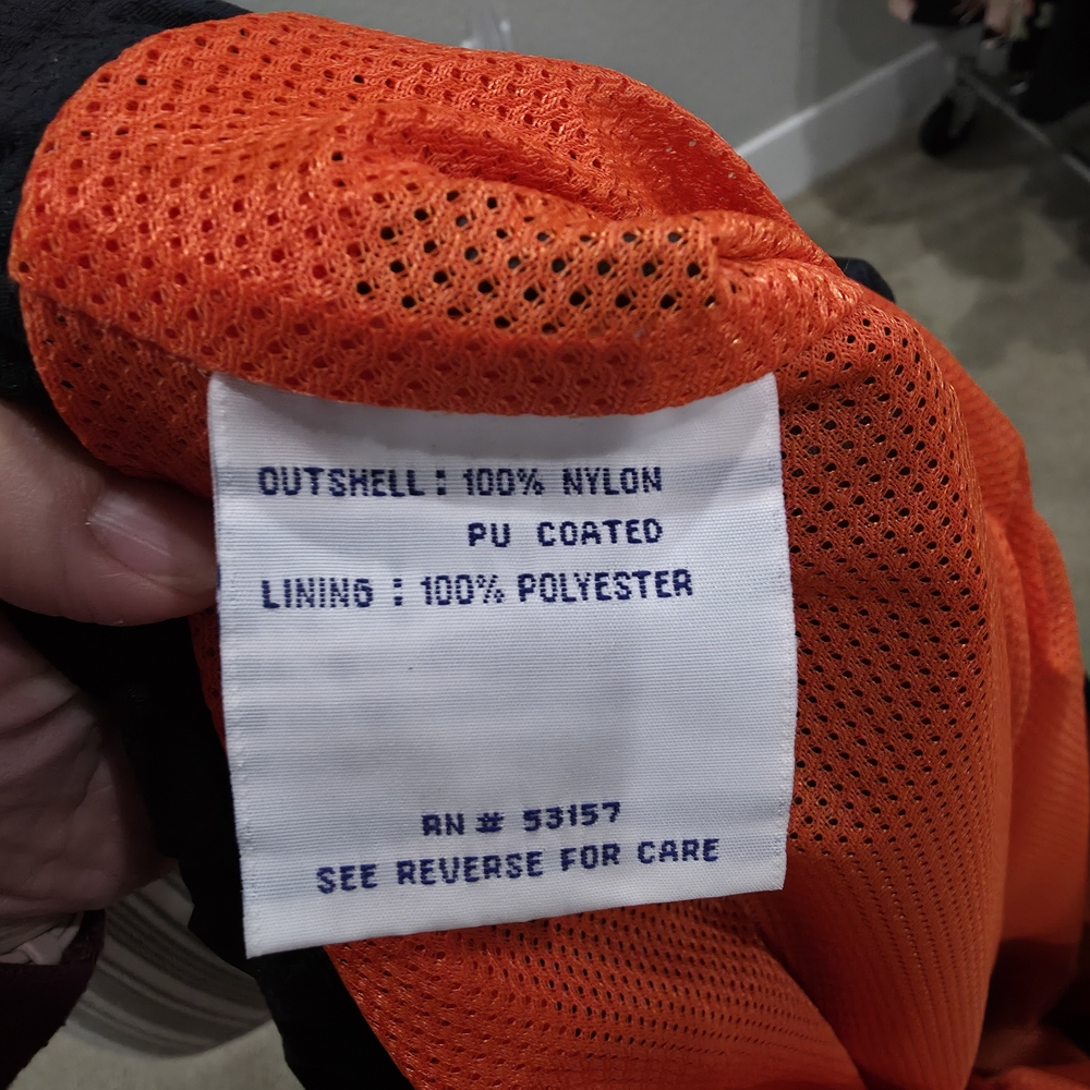 SF Giants Black And Orange Pullover With Side Zipper. - Picture 9 of 9